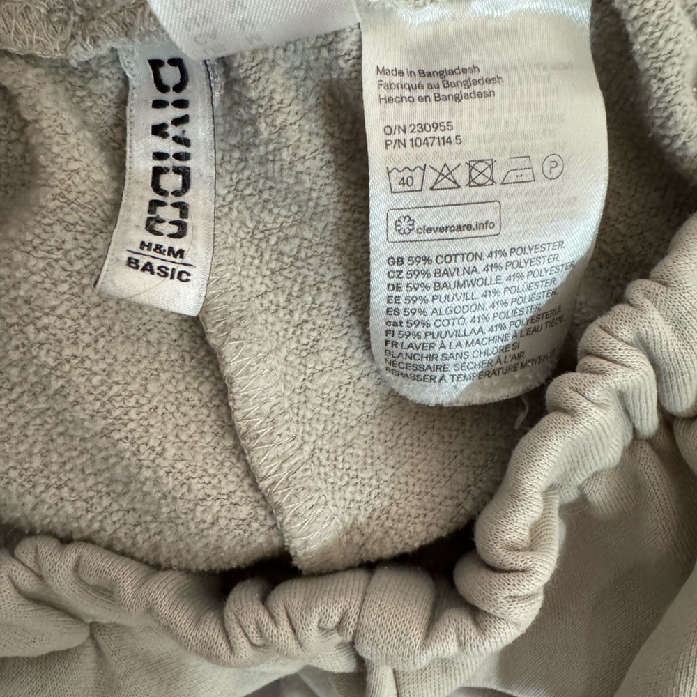 H&M Basic Light Gray Sweatpants - image 3